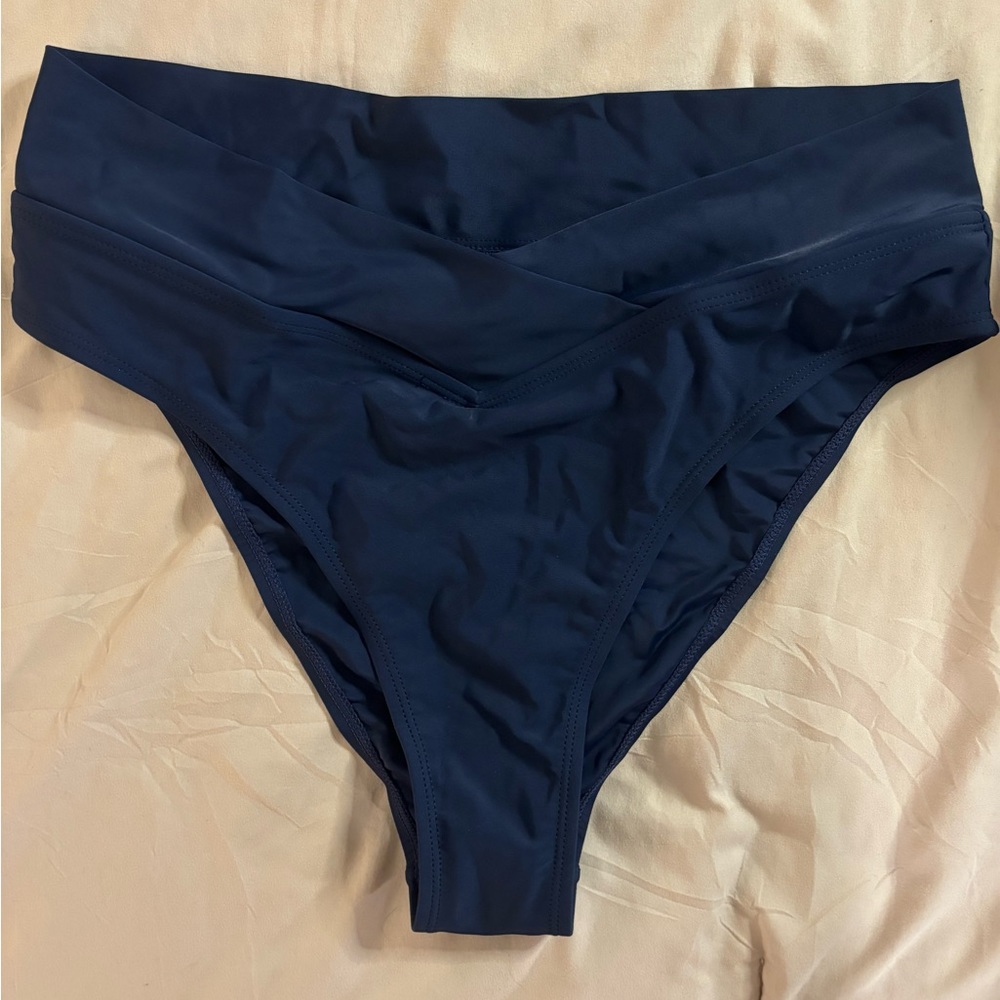 Bikini Bottom - Picture 2 of 2